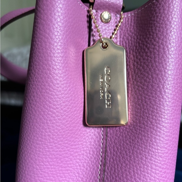 Like New!! Coach Large Town Bucket Bag in Violet Orchid! - Picture 5 of 8